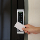 Apriporta WiFi e controllo accessi